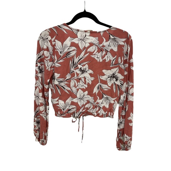 Roxy crop button up blouse - Picture 2 of 6